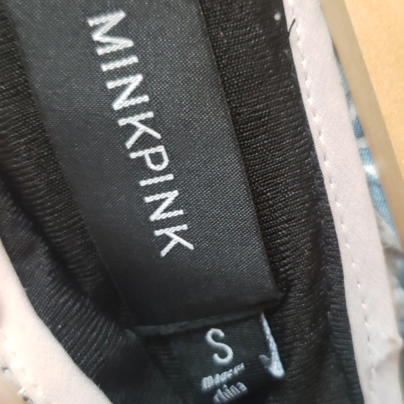 MinkPink "Eye On The Prize "rose gold skirt - Picture 7 of 13